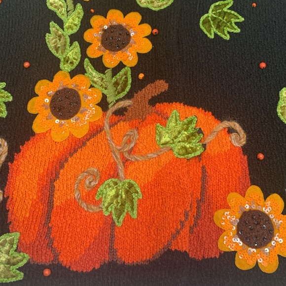 Vintage Design Options by Philip & Jane Gordon Cardigan Appliqué and Embroidery - Picture 6 of 12